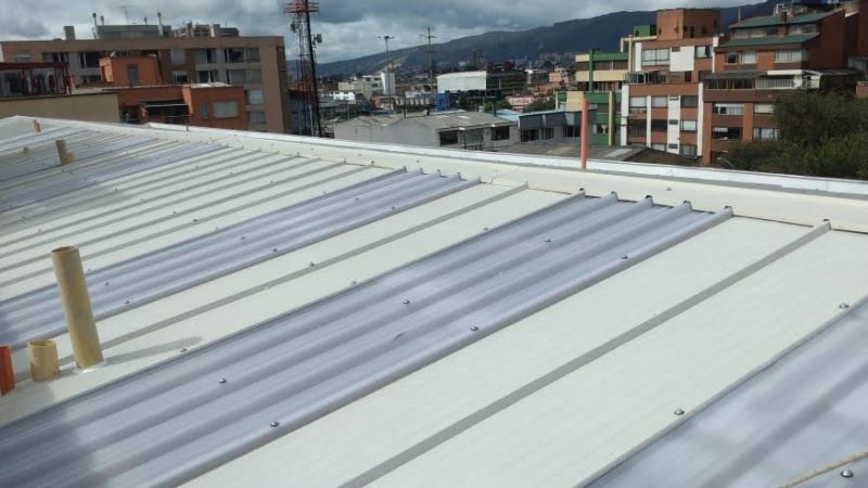 EDIF. JUAN PABLO - TEJA SANDWICH POLIURETANO - FOIL 18MM